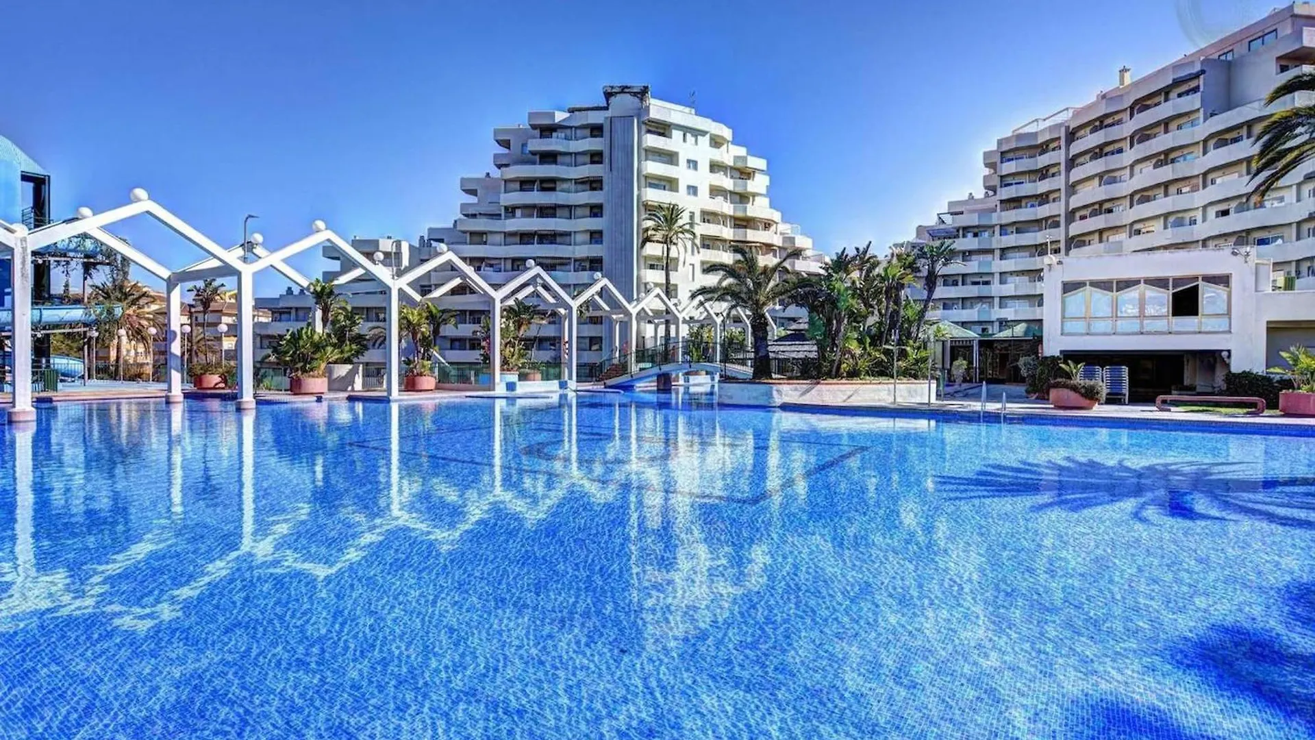 BENALBEACH apartamento frontal mar 1 dormitorio 6ª Benalmádena 0*,